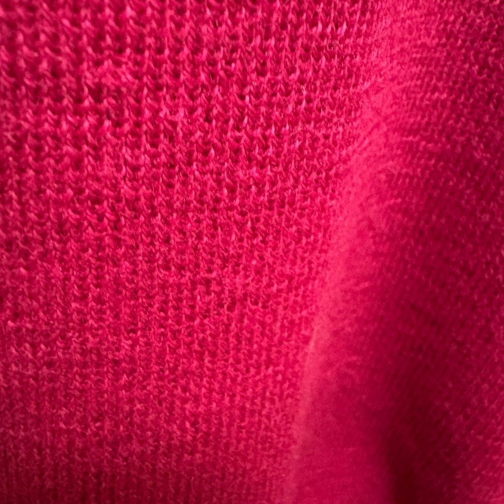 Bogner Virgin Wool Embroidered Dragon Crest Sweater – Fuchsia Pink – Size M - Picture 9 of 15